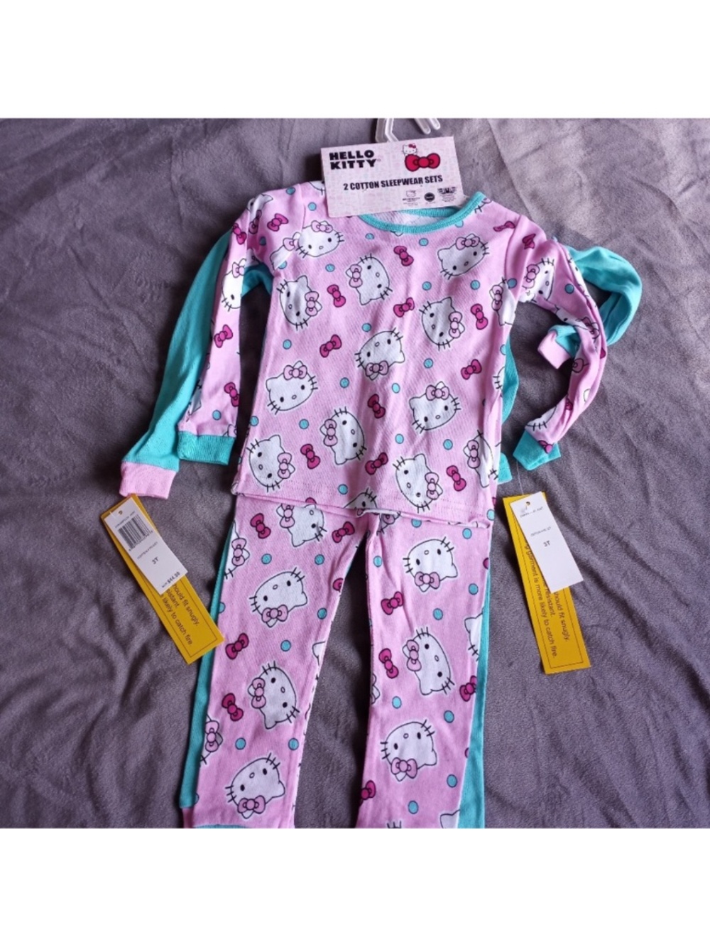 NWT Hello Kitty Toddler Pajamas Two in one Sleepwear Set